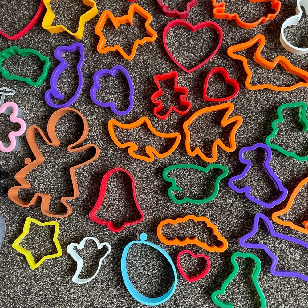 Large Lot of 60 Plastic Cookie Cutters Variety Christmas Animal & Various Shapes